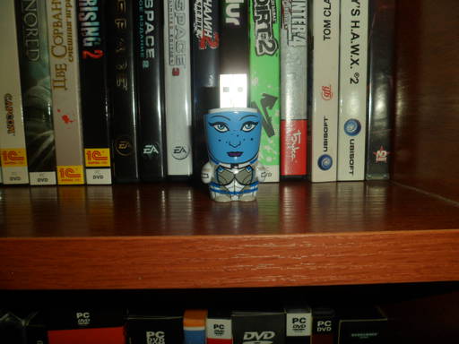 Mass Effect 3 - Commander Shepard / Liara MIMOBOT 